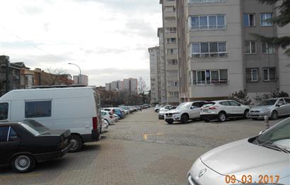 KOŞUYOLU SINIRI ÖZLEM SİTESİNDE SATILIK DÜKKAN KİRACILI