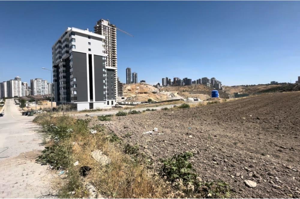 ÇANKAYA ALACAATLI MERKEZİ KONUM 643M2 ARSA