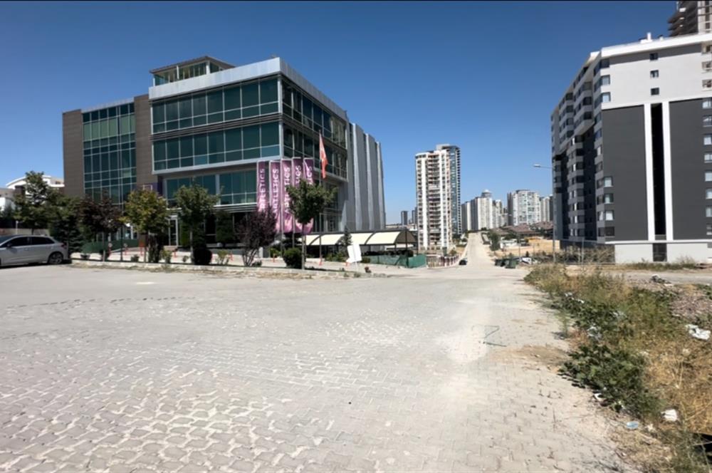 ÇANKAYA ALACAATLI MERKEZİ KONUM 643M2 ARSA