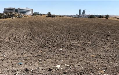 ÇANKAYA ALACAATLI MERKEZİ KONUM 643M2 ARSA