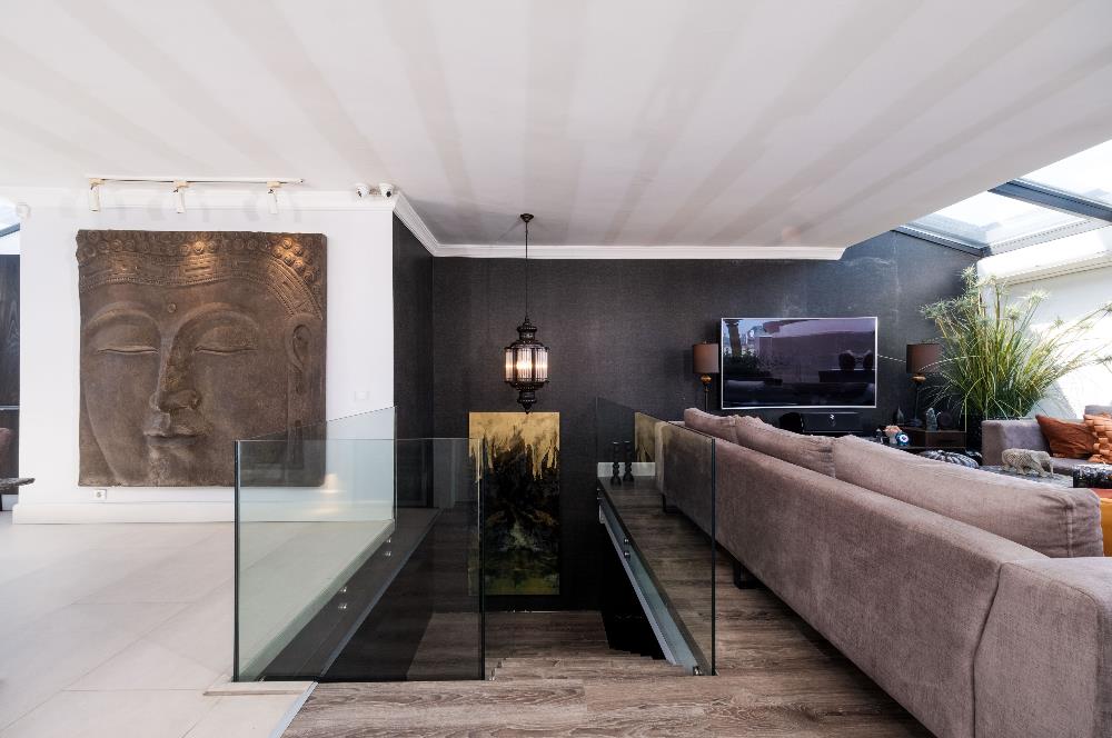 C21 DEN ZAMAN ÖTESİNDE MİMARİ YAPI 45M² TERASLI ŞÖMİNELİ DUBLEKS