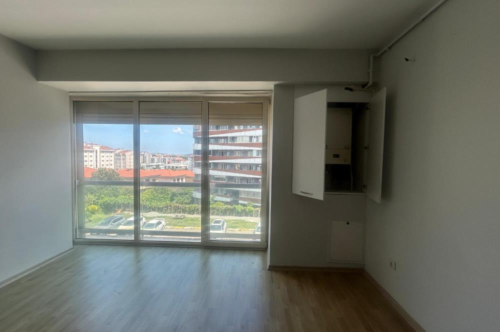 PENDİK ÇAMLIK CRYSTAL PARK YATIRIMLIK/ OTURUMLUK 1+1 DAİRE