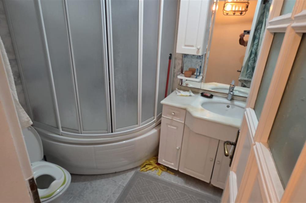 Koşuyolu Özlem Sitesi'nde bakımlı 3+1 kiralık ÇİFT ASANSÖRLÜ