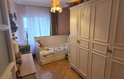 Koşuyolu Özlem Sitesi'nde bakımlı 3+1 kiralık ÇİFT ASANSÖRLÜ