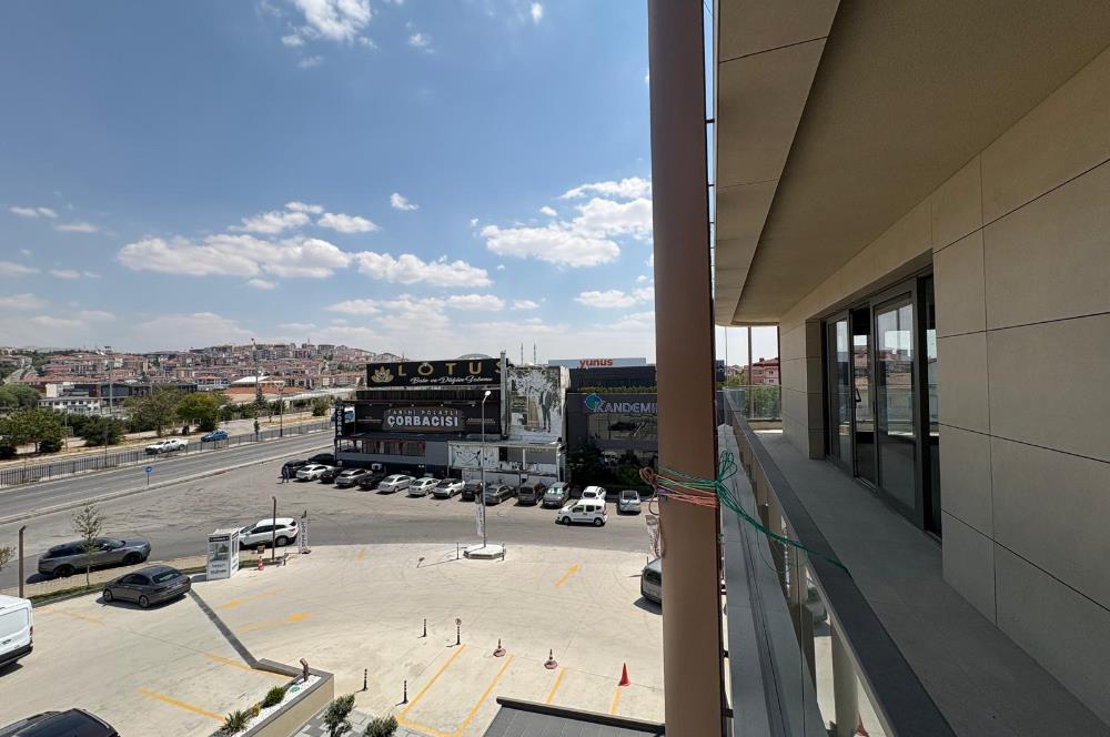 GÖLBAŞI YILDIRIM PORT'TA GENİŞ KİRALIK İŞ YERİ