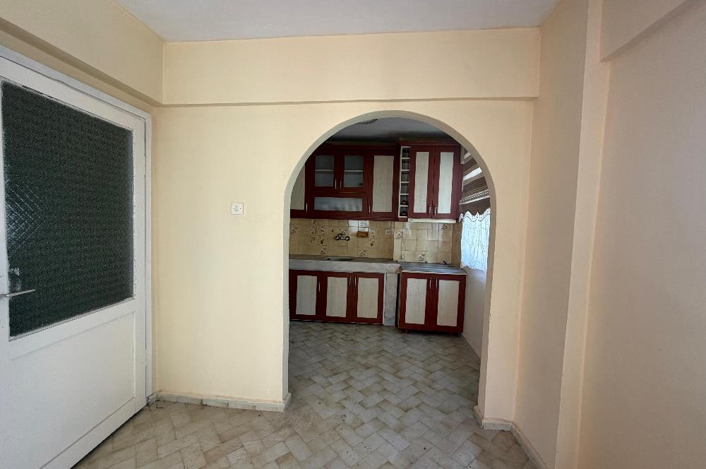 C21 Cius; Kumlada Denize 50 m 2+1 Satılık Daire