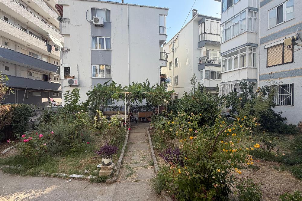 C21 Cius; Kumlada Denize 50 m 2+1 Satılık Daire