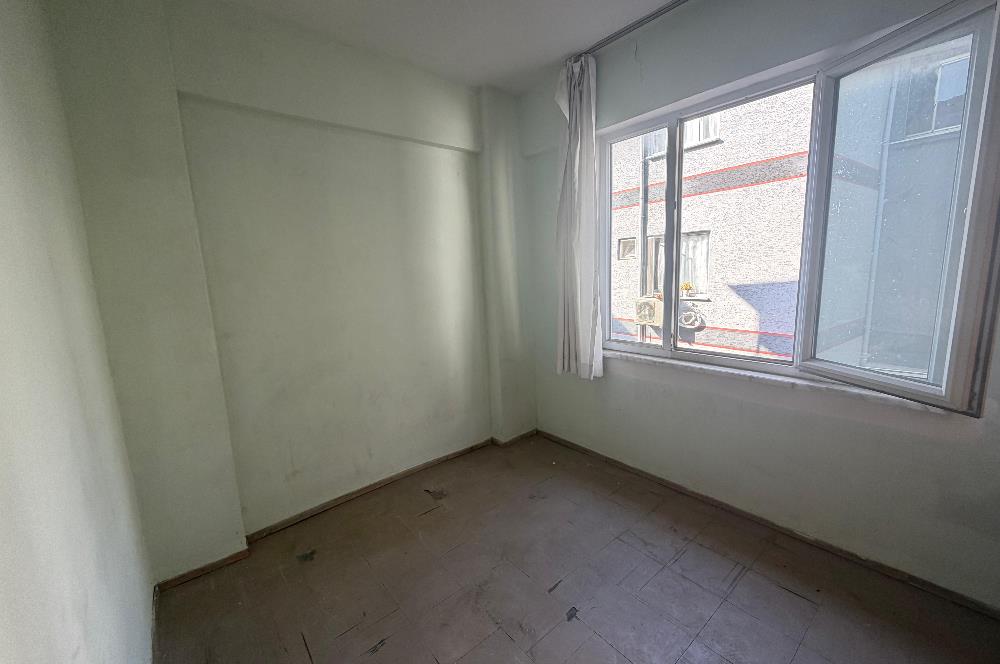 C21 Cius; Kumlada Denize 50 m 2+1 Satılık Daire