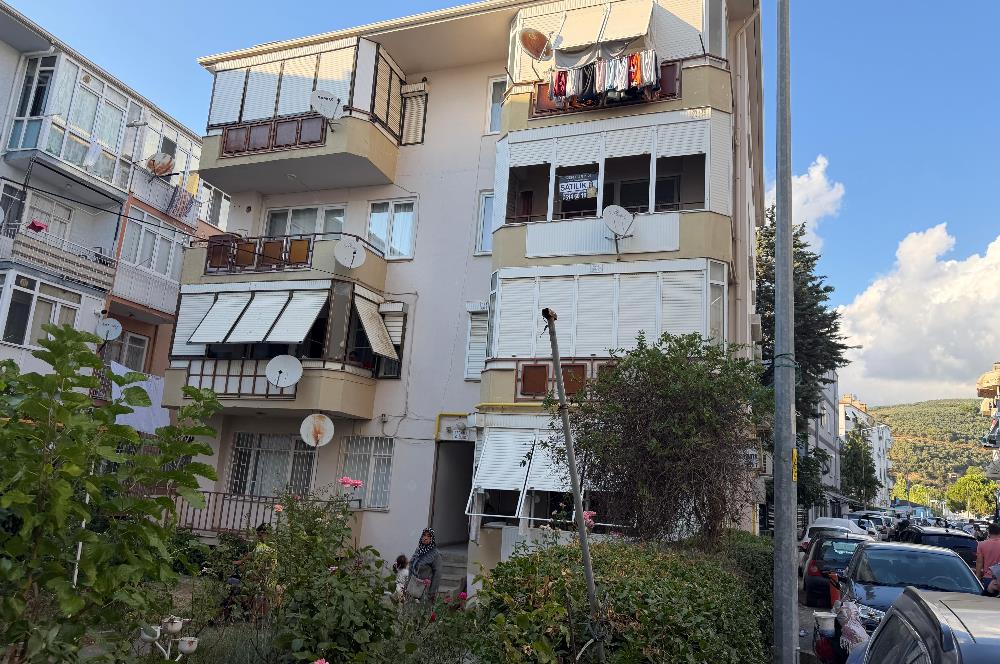 C21 Cius; Kumlada Denize 50 m 2+1 Satılık Daire