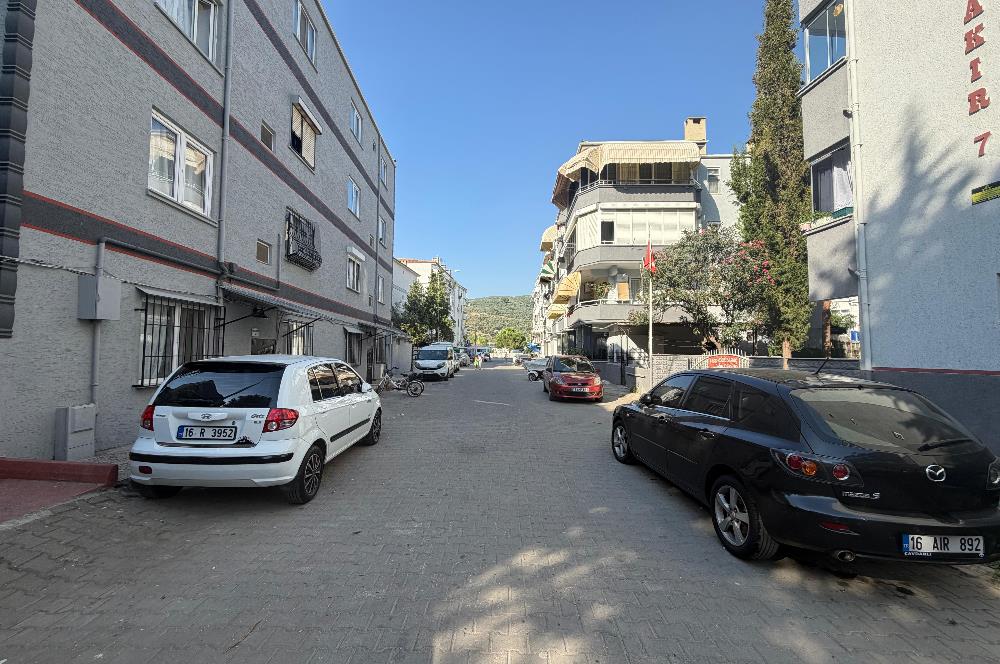 C21 Cius; Kumlada Denize 50 m 2+1 Satılık Daire