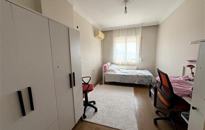 BAYRAKLI SMYRNA SİTESİNDE ÖNÜ AÇIK GENİŞ SATILIK 3+1 