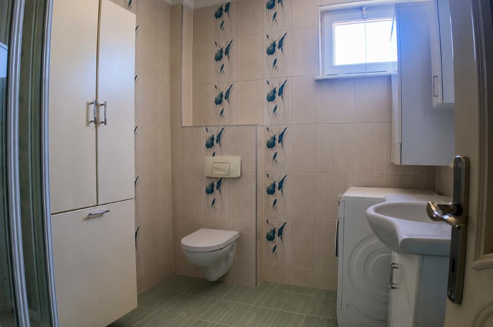 C21 BAL'DAN ATATÜRK MAHALLESİNDE SATILIK 3+1 GENİŞ DAİRE