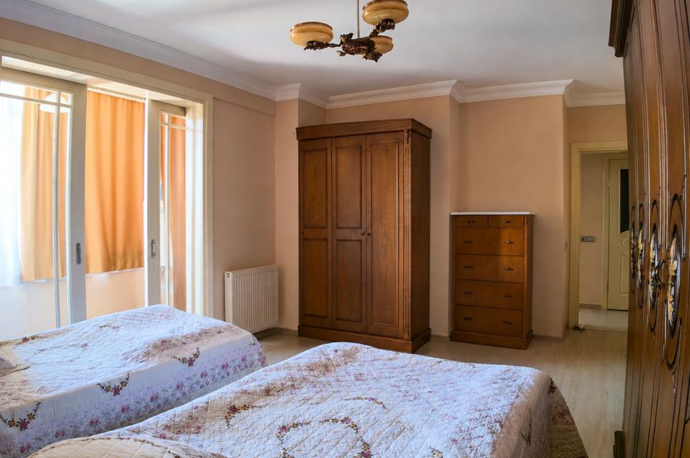 C21 BAL'DAN ATATÜRK MAHALLESİNDE SATILIK 3+1 GENİŞ DAİRE