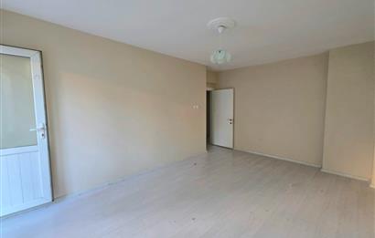 C21 Cius; E.pazar Cad. Civarı Arakat 3+1 Kiralık Daire