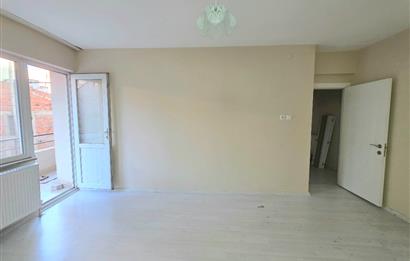 C21 Cius; E.pazar Cad. Civarı Arakat 3+1 Kiralık Daire