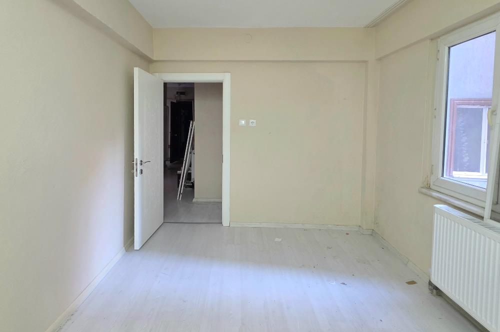 C21 Cius; E.pazar Cad. Civarı Arakat 3+1 Kiralık Daire