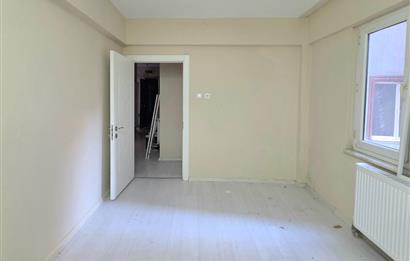 C21 Cius; E.pazar Cad. Civarı Arakat 3+1 Kiralık Daire