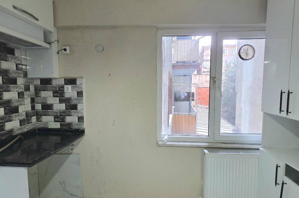 C21 Cius; E.pazar Cad. Civarı Arakat 3+1 Kiralık Daire