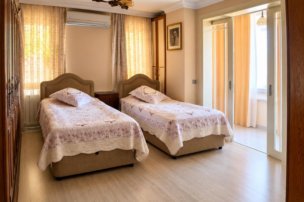 C21 BAL'DAN ATATÜRK MAHALLESİNDE SATILIK 3+1 GENİŞ DAİRE