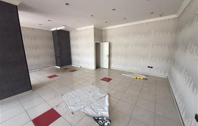 NATO YOLU CADDESİ ÜZERİNDE 260 M² YÜKSEK TABELA DEĞERLİ KİRALIK