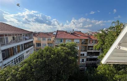 Kadıköy Acıbadem Cadde Üzerinde Geniş Satılık 3+1 Daire