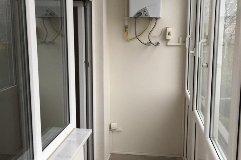 Metro İstasyonu Yakını Geniş Ferah 115 m² 3+1 Kiralık Daire