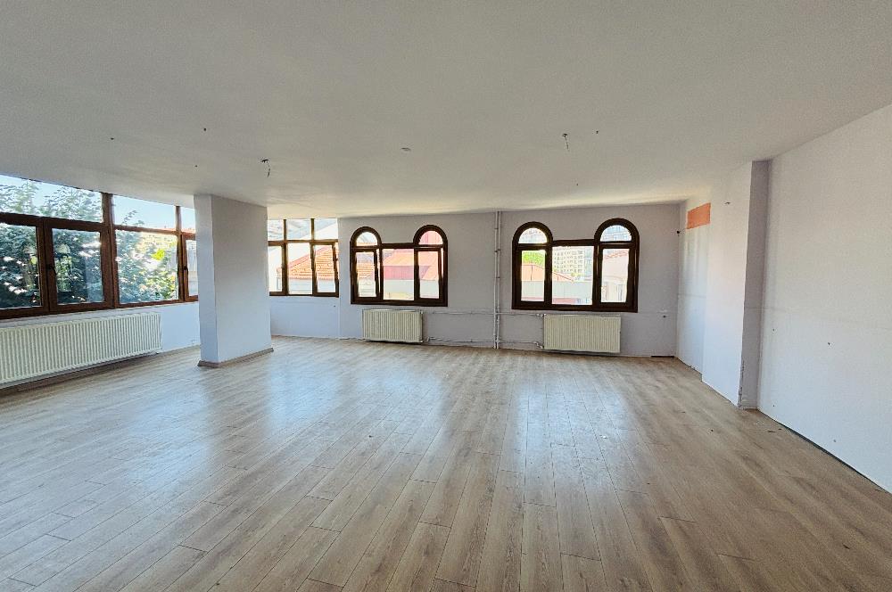 KOŞUYOLU MÜSTAKİL BİNA 300 M2 NET +100 M2 TERAS KULLANIMLI