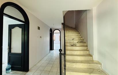 KOŞUYOLU MÜSTAKİL BİNA 300 M2 NET +100 M2 TERAS KULLANIMLI
