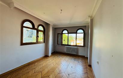KOŞUYOLU MÜSTAKİL BİNA 300 M2 NET +100 M2 TERAS KULLANIMLI