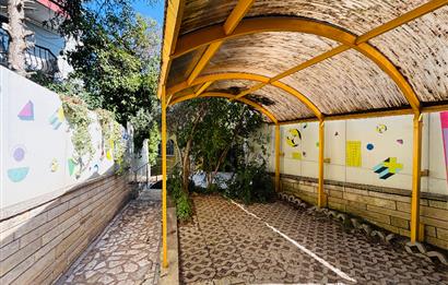 KOŞUYOLU MÜSTAKİL BİNA 300 M2 NET +100 M2 TERAS KULLANIMLI