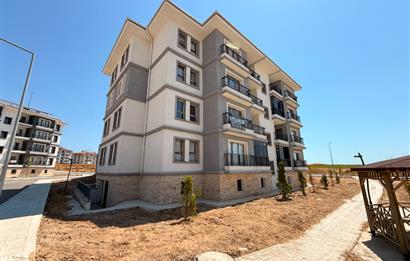 TOKİ KONUTLARINDA BOŞ BANKA DEVİRLİ 1.KAT 2+1 DAİRE