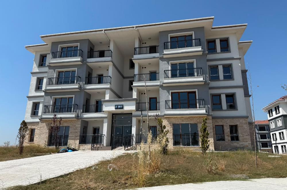 TOKİ KONUTLARINDA BOŞ BANKA DEVİRLİ 1.KAT 2+1 DAİRE