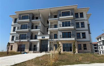 TOKİ KONUTLARINDA BOŞ BANKA DEVİRLİ 1.KAT 2+1 DAİRE
