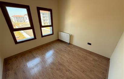 TOKİ KONUTLARINDA BOŞ BANKA DEVİRLİ 1.KAT 2+1 DAİRE