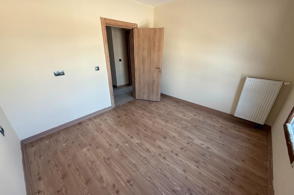 TOKİ KONUTLARINDA BOŞ BANKA DEVİRLİ 1.KAT 2+1 DAİRE