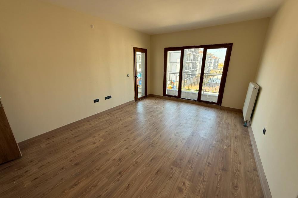 TOKİ KONUTLARINDA BOŞ BANKA DEVİRLİ 1.KAT 2+1 DAİRE