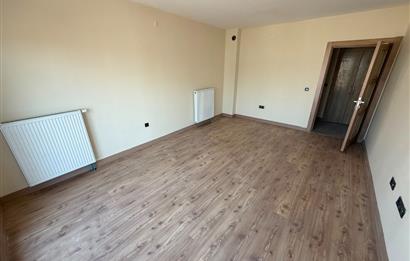 TOKİ KONUTLARINDA BOŞ BANKA DEVİRLİ 1.KAT 2+1 DAİRE