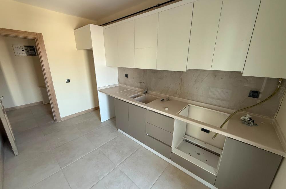 TOKİ KONUTLARINDA BOŞ BANKA DEVİRLİ 1.KAT 2+1 DAİRE