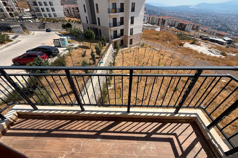 7.ETAP! KÖRFEZ MANZARALI KATTA EBENEYN BANYOLU GENİŞ TİP 2+1