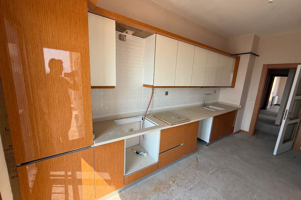 7.ETAP! KÖRFEZ MANZARALI KATTA EBENEYN BANYOLU GENİŞ TİP 2+1