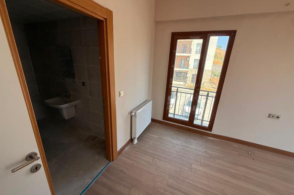 7.ETAP! KÖRFEZ MANZARALI KATTA EBENEYN BANYOLU GENİŞ TİP 2+1