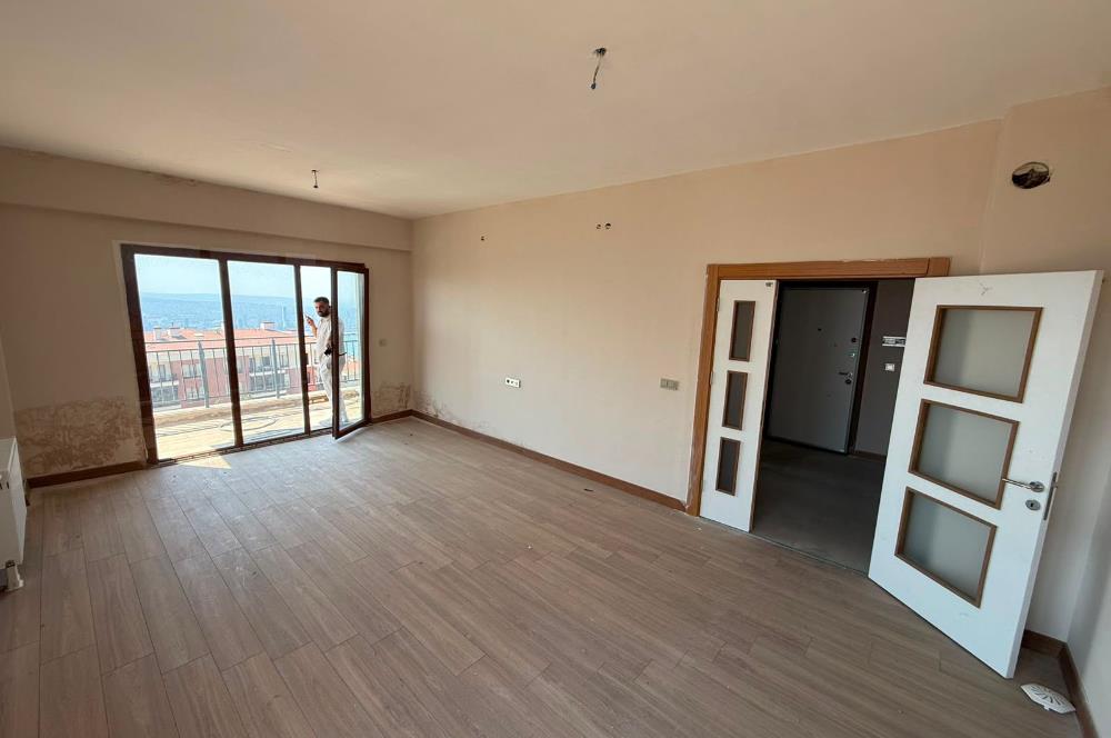 7.ETAP! KÖRFEZ MANZARALI KATTA EBENEYN BANYOLU GENİŞ TİP 2+1