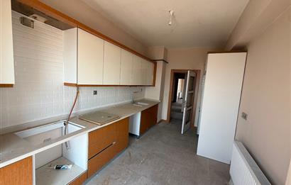 7.ETAP! KÖRFEZ MANZARALI KATTA EBENEYN BANYOLU GENİŞ TİP 2+1