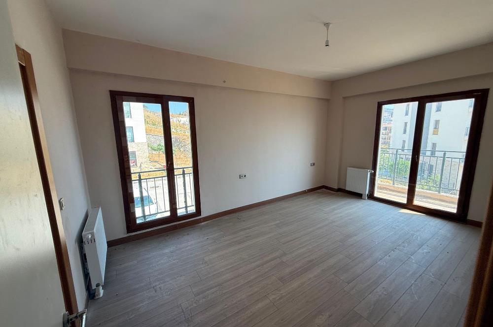 7.ETAP! KÖRFEZ MANZARALI KATTA EBENEYN BANYOLU GENİŞ TİP 2+1