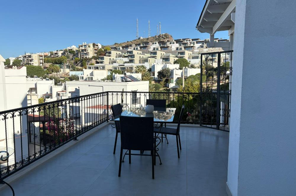 Yalıkavak da Deniz Manzaralı Kiralık 2+1 Müstakil Dubleks 