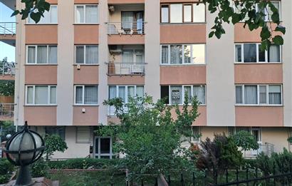 Metro İstasyonu Yakını Geniş Ferah 115 m² 3+1 Kiralık Daire