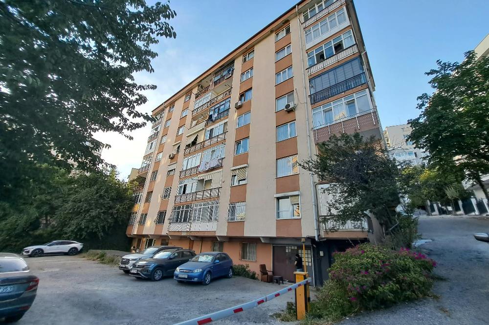 Metro İstasyonu Yakını Geniş Ferah 115 m² 3+1 Kiralık Daire