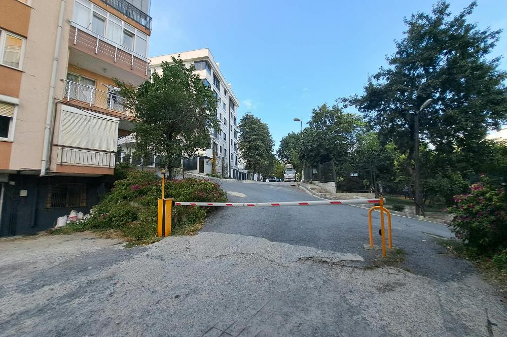 Metro İstasyonu Yakını Geniş Ferah 115 m² 3+1 Kiralık Daire
