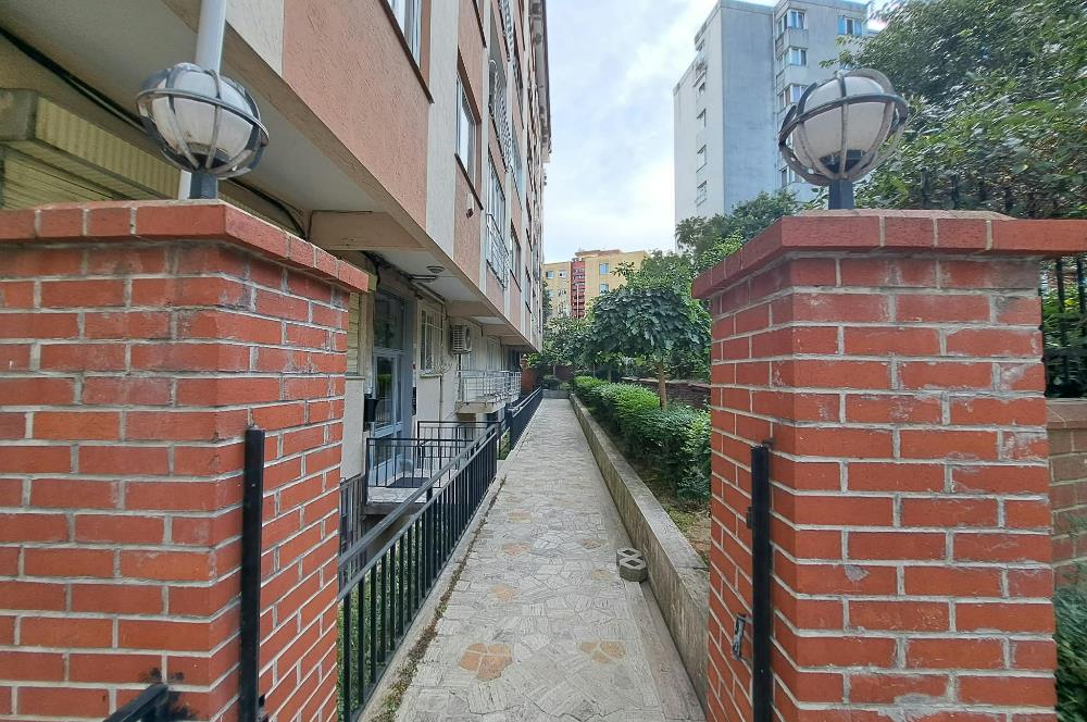 Metro İstasyonu Yakını Geniş Ferah 115 m² 3+1 Kiralık Daire