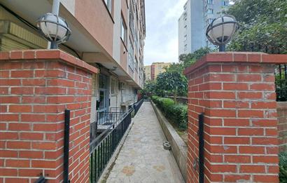 Metro İstasyonu Yakını Geniş Ferah 115 m² 3+1 Kiralık Daire